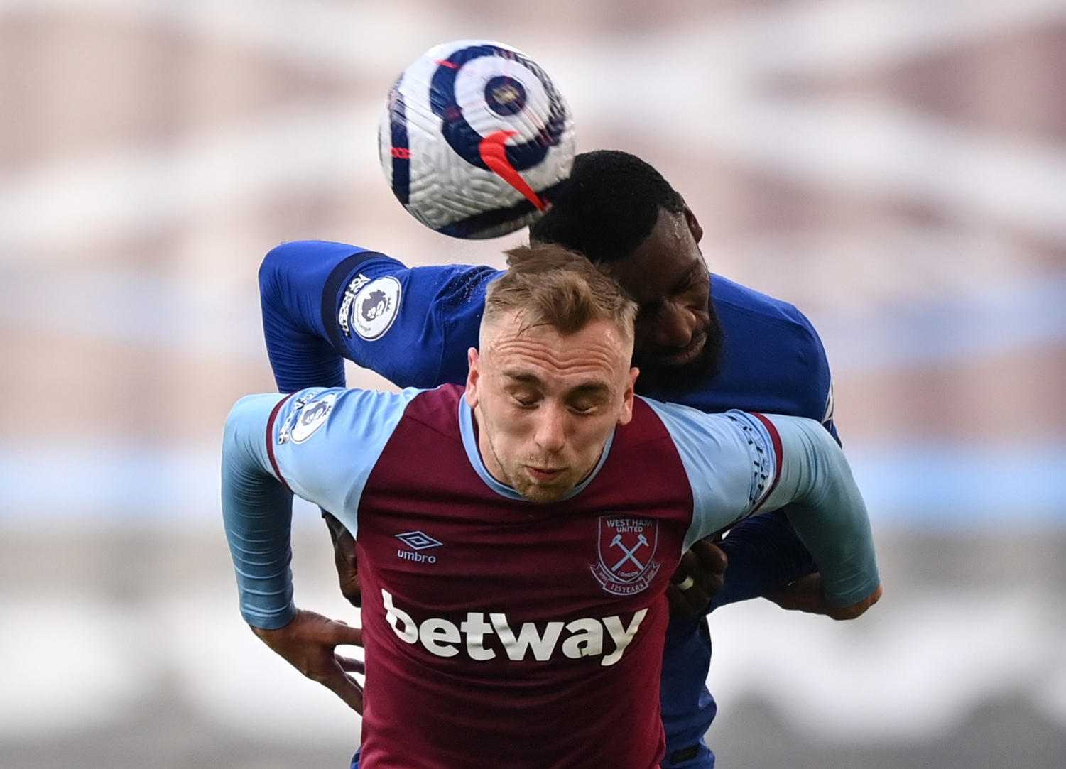 热火欲出售罗齐尔2600万年薪,湖人能否借机甩掉克勒贝尔?